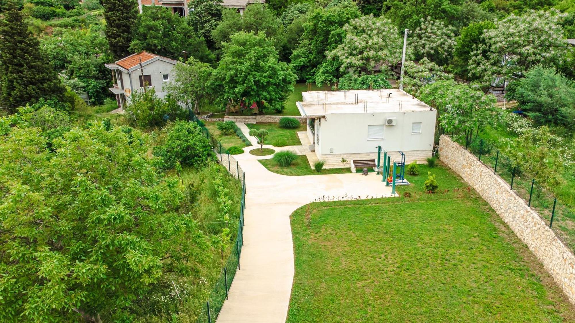 The White House Villa Thurmani Exterior photo